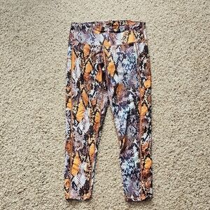 Women's Snakeskin Print Leggings - Multicolor